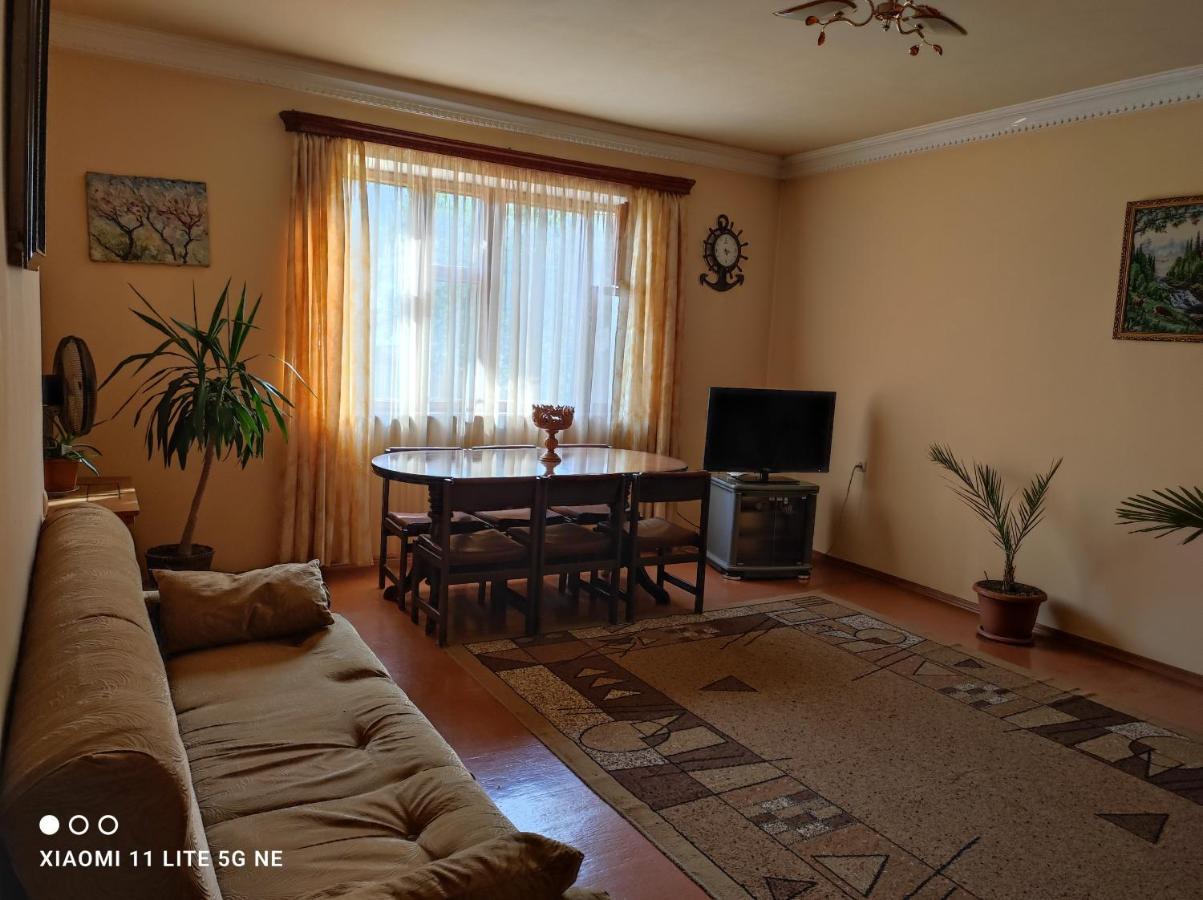 Gayane & Khikar B&B Chʼiva Exteriér fotografie